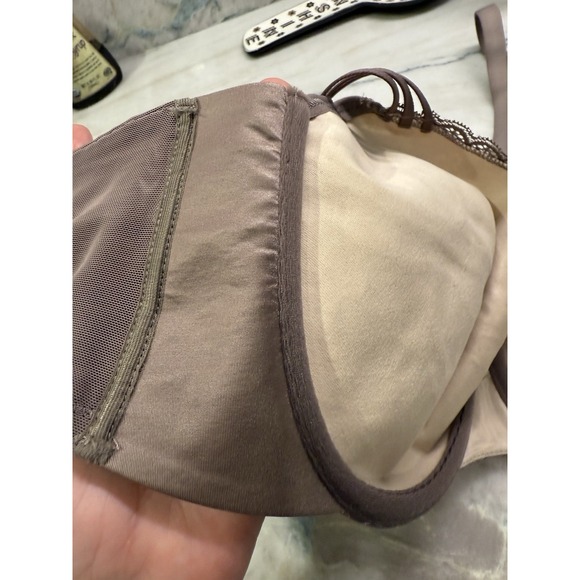 SOMA 40D Enticing Lift Balconette Unlined Bra Taupe Gray Lace EXCELLENT Cond - Picture 12 of 14